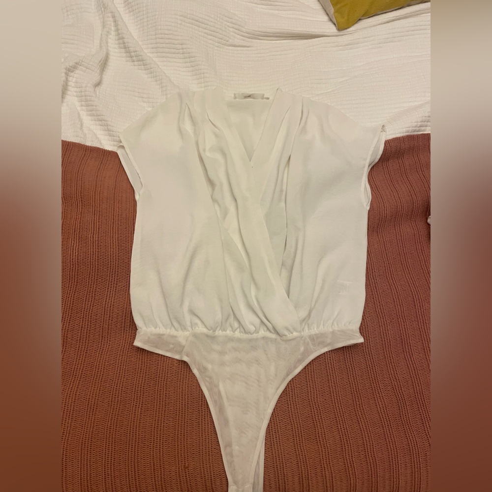 Astr Ivory Sleeveless Top